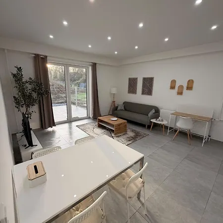 Апартаменты With Terrace